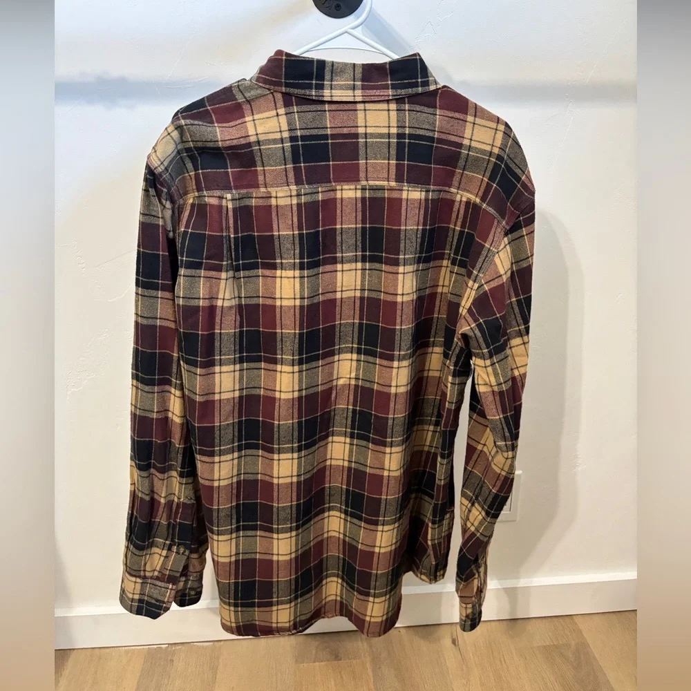Carhartt Burgundy and Beige Checkered Shirt - Picture 2 of 4